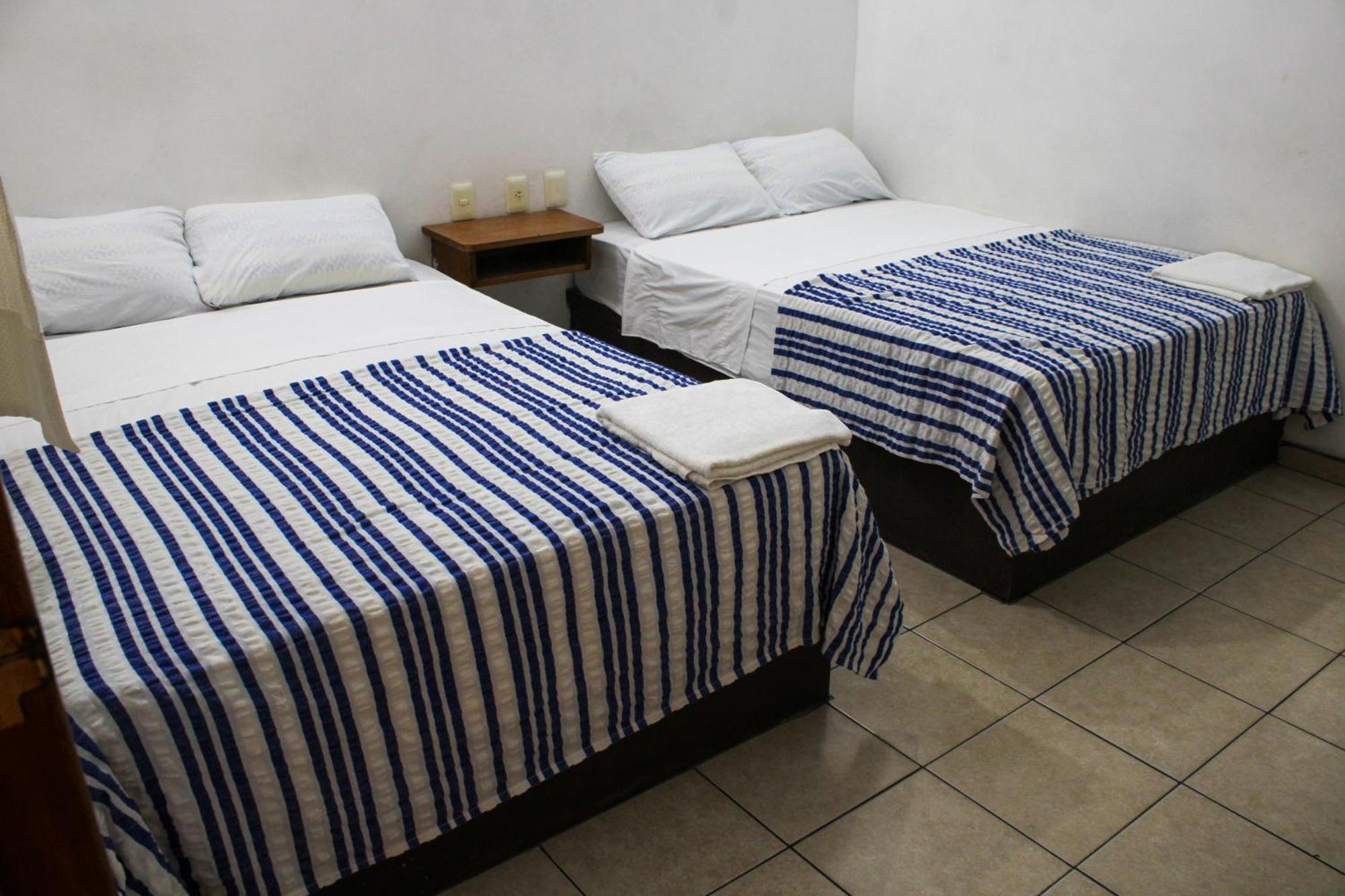 Hotel Om Downtown Santa Cruz Huatulco Exterior photo
